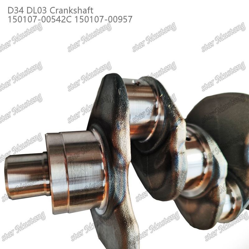 D34 DL03 इंजन क्रैंकशाफ्ट 150107-00542C 150107-00957 DOOSAN DAEWOO इंजन स्पेयर पार्ट्स के लिए