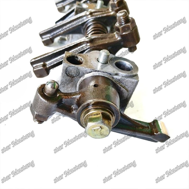 स्टॉक स्थिति डीजल इंजन के लिए रॉकर आर्म असेंबली V3307 1G772-14260 1G772-14020