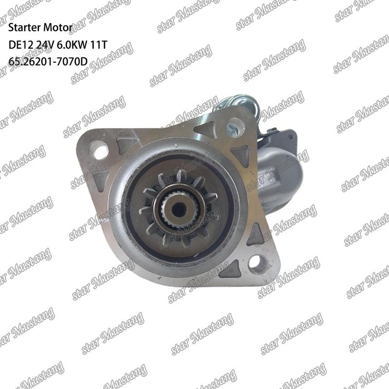 DE12 इंजन स्टार्टर मोटर 24V 6.0KW 11T 65.26201-7070D DOOSAN DAEWOO इंजन स्पेयर पार्ट्स के लिए